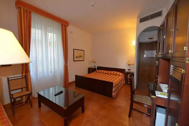 Hotel Clelia Deiva Marina