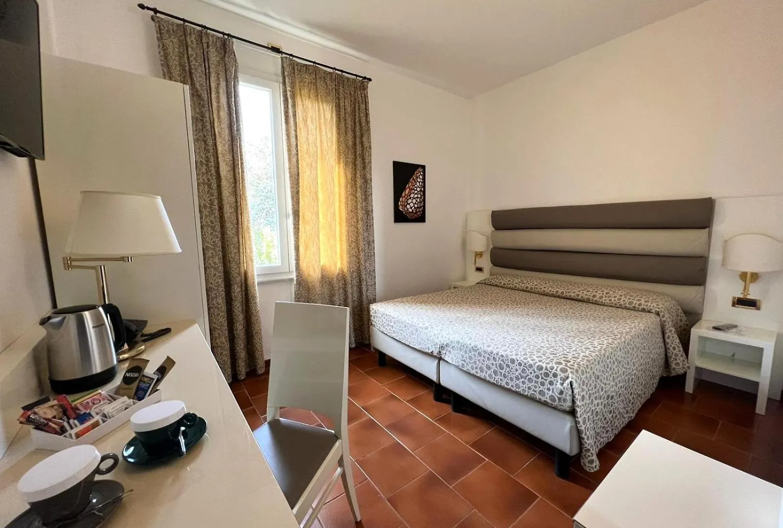 Hotel Clelia Deiva Marina 3*,  Italien