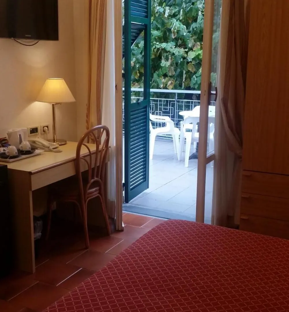 Hotel Clelia Deiva Marina
